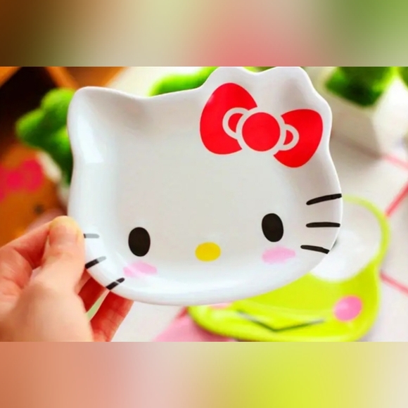 Hello Kitty Snack Plate - Picture 2 of 4
